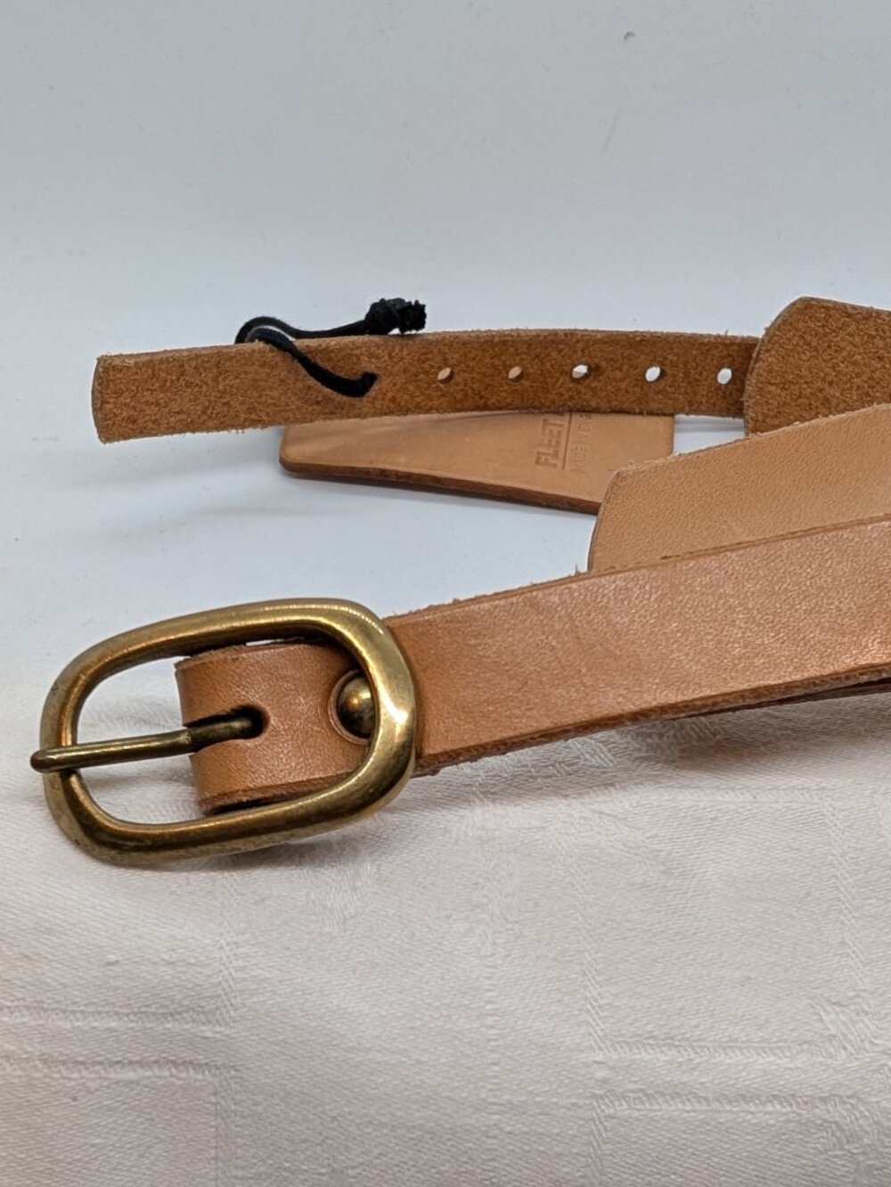 Fleet Ilya Classic Leather Collar Studs Grommets D-Ring Natural Tan New NWT - Picture 4 of 7